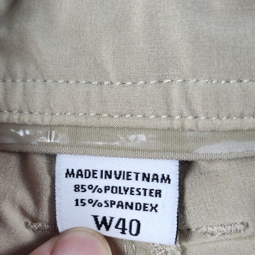 FootJoy Golf Shorts Performance Lightweight Beige Flat Front Mens Size 40 - Picture 7 of 17
